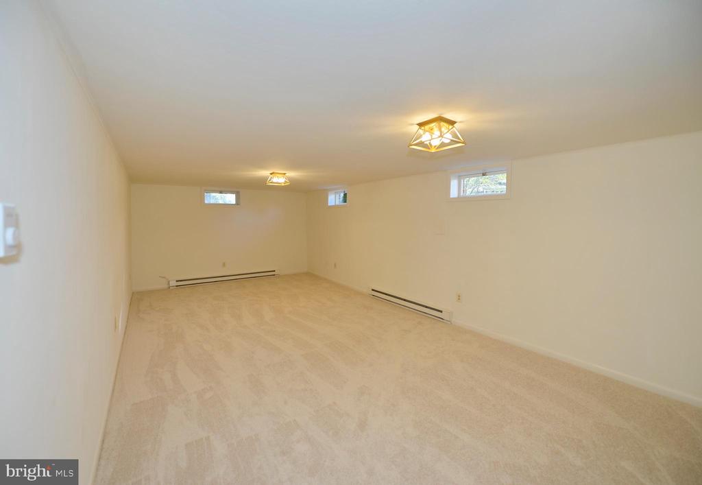 135 Prospect Dr SW