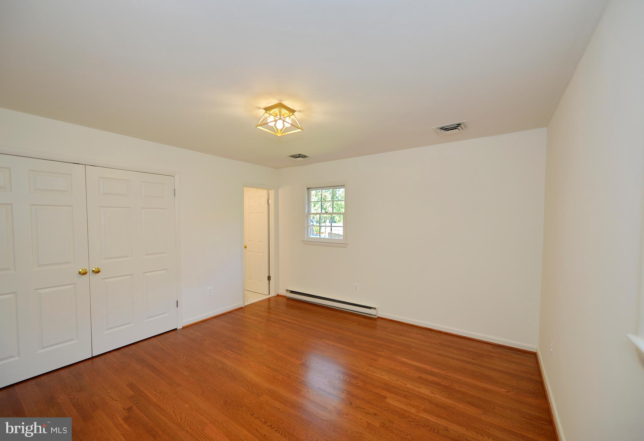 135 Prospect Dr SW