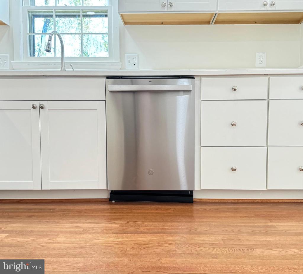 135 Prospect Dr SW