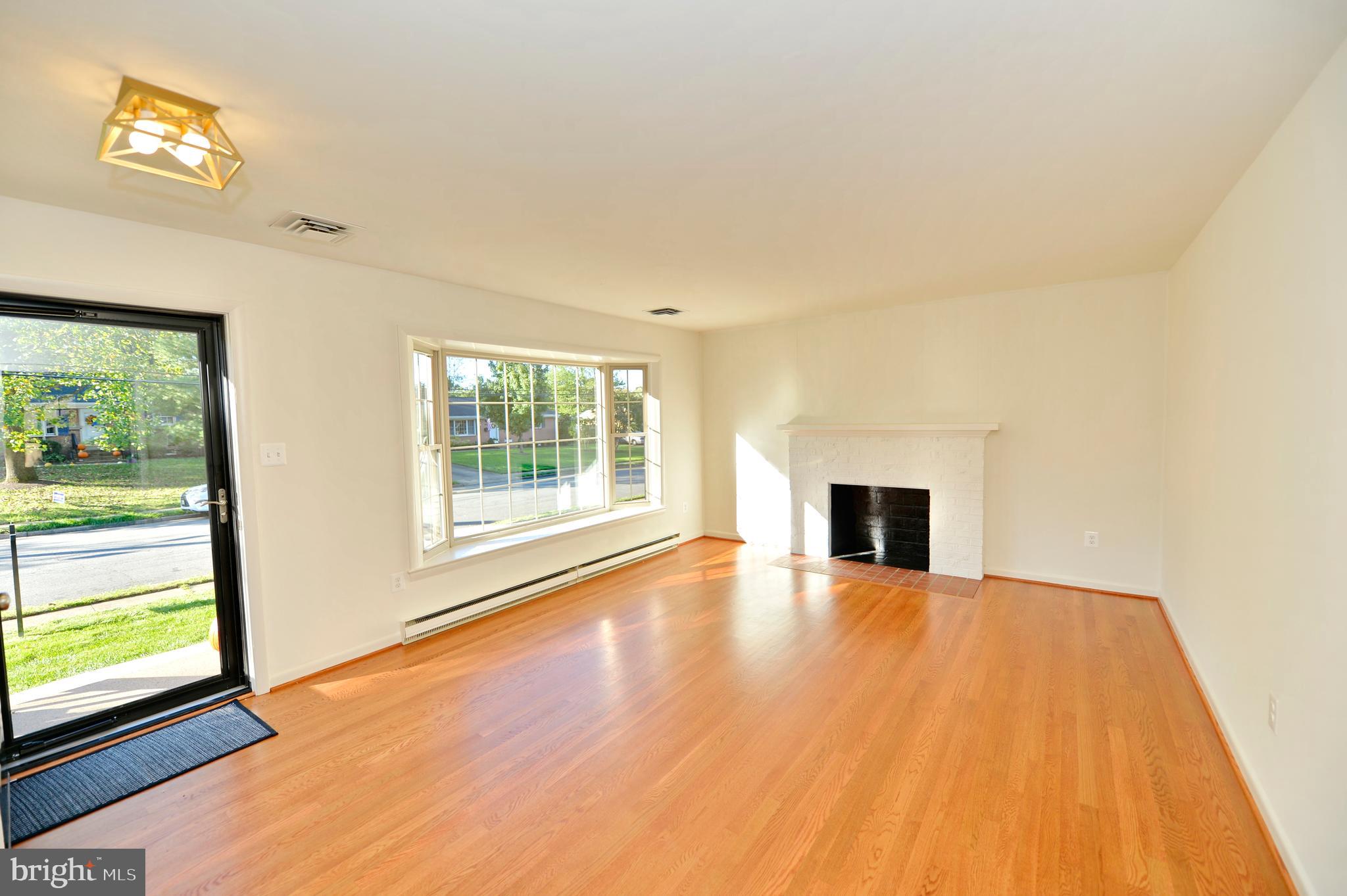 135 Prospect Dr SW