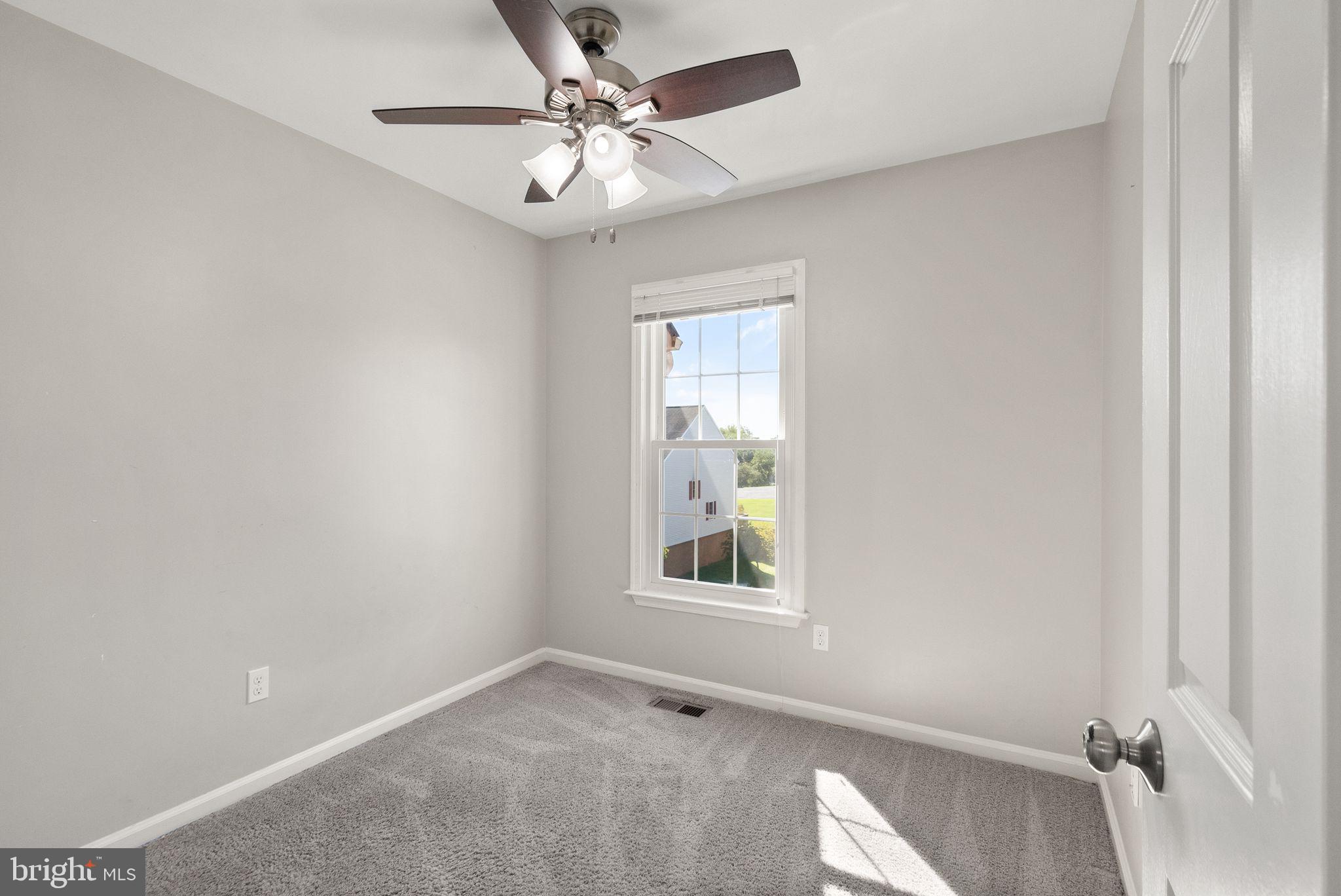 43593 BLACKSMITH SQ