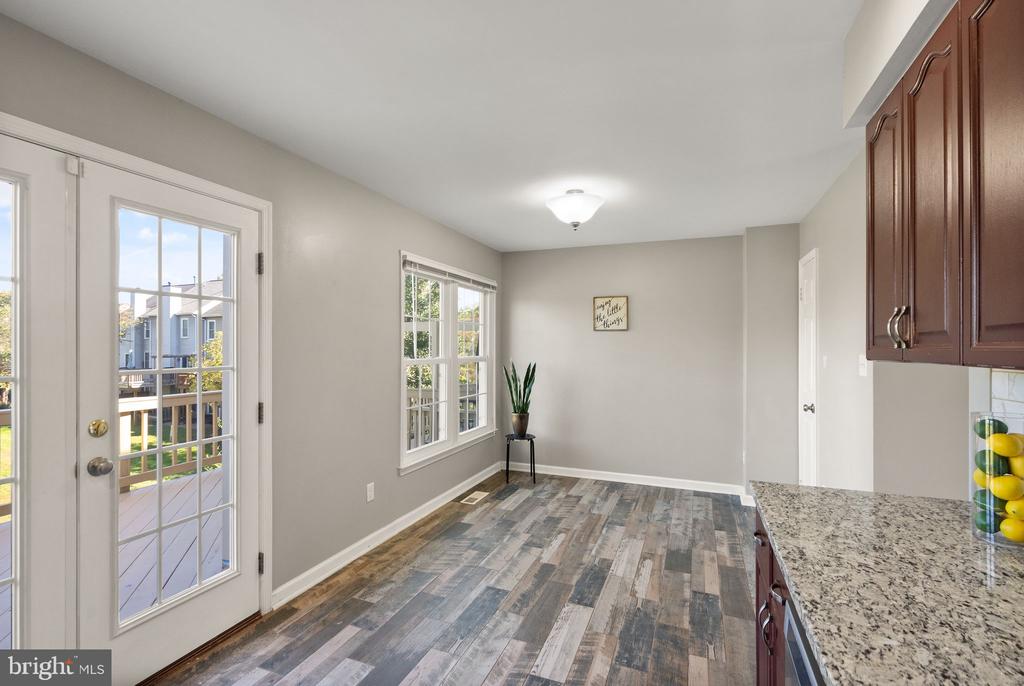 43593 BLACKSMITH SQ