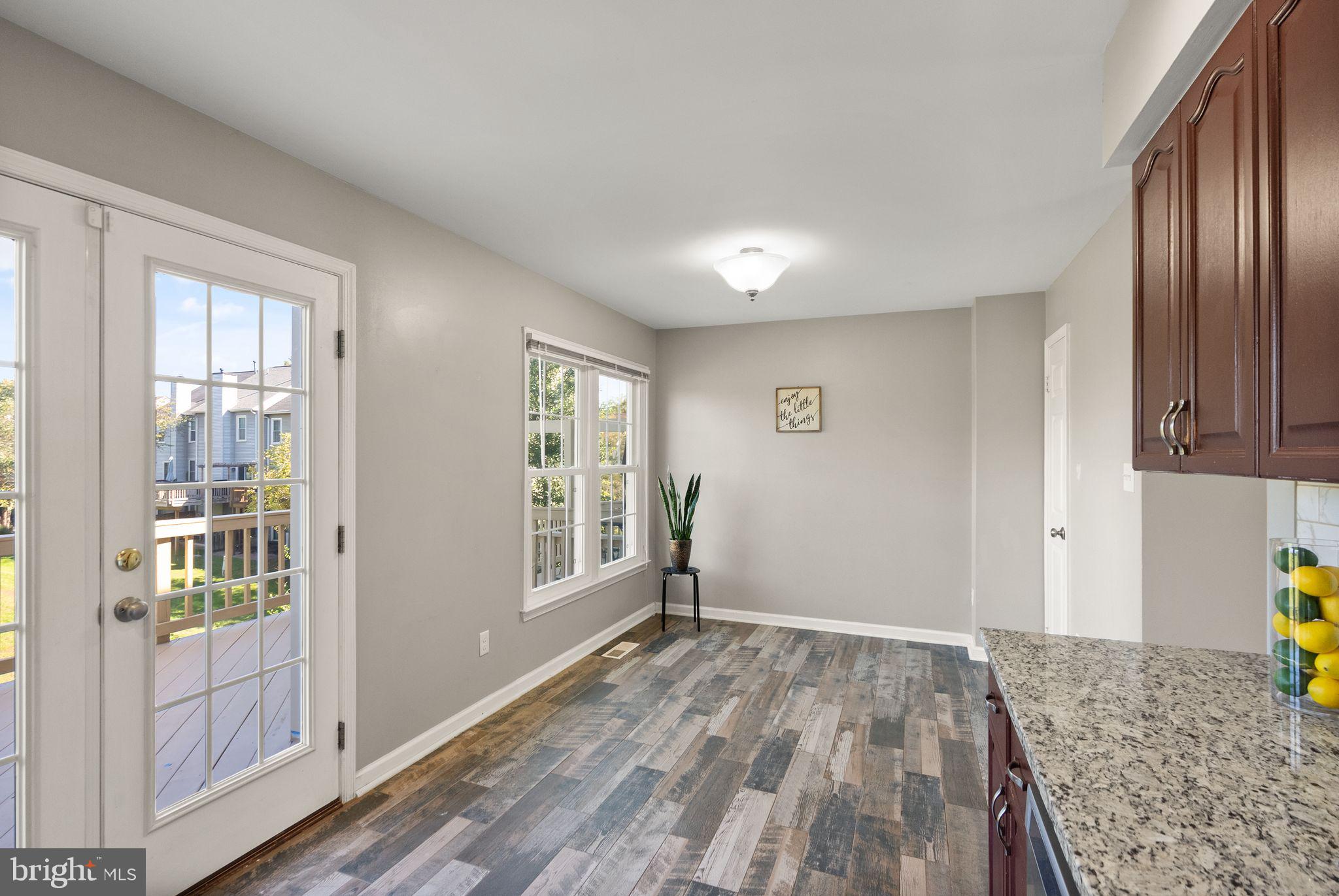 43593 BLACKSMITH SQ