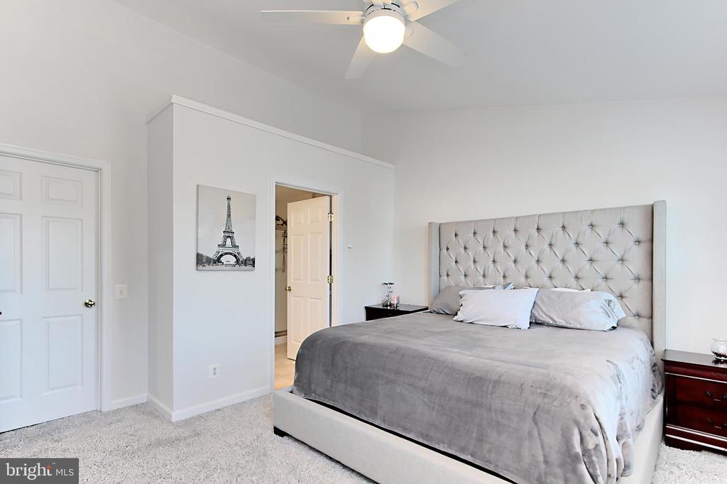 21830 Elkins Ter #301
