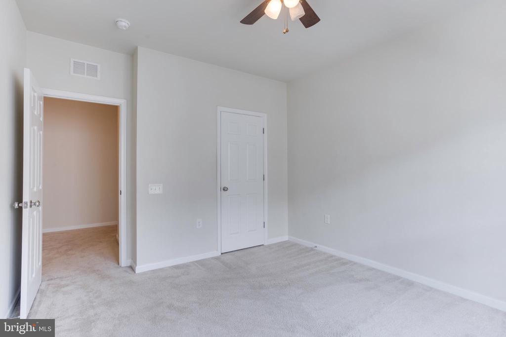 42735 EILDON TER