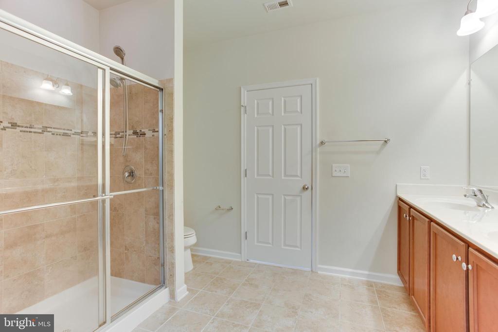 42735 EILDON TER