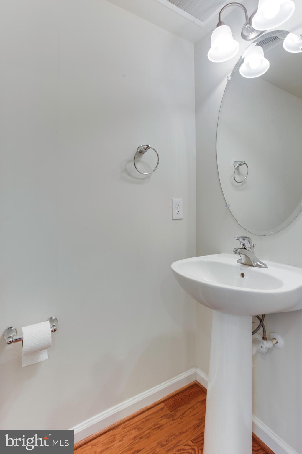 42735 EILDON TER
