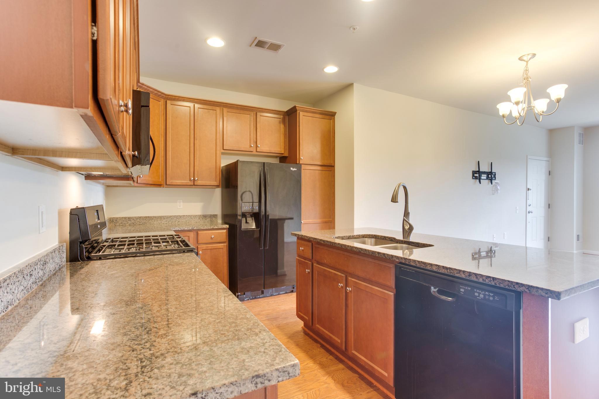 42735 EILDON TER