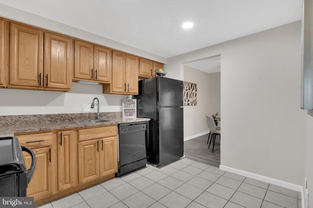 823 Sugarland Run Dr