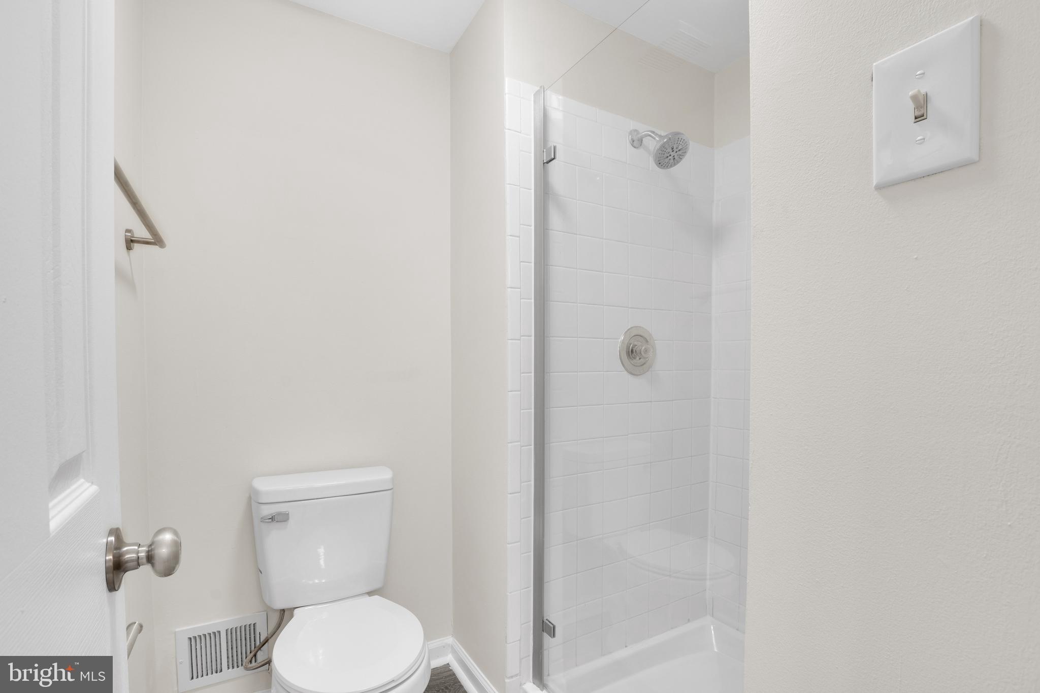 823 Sugarland Run Dr