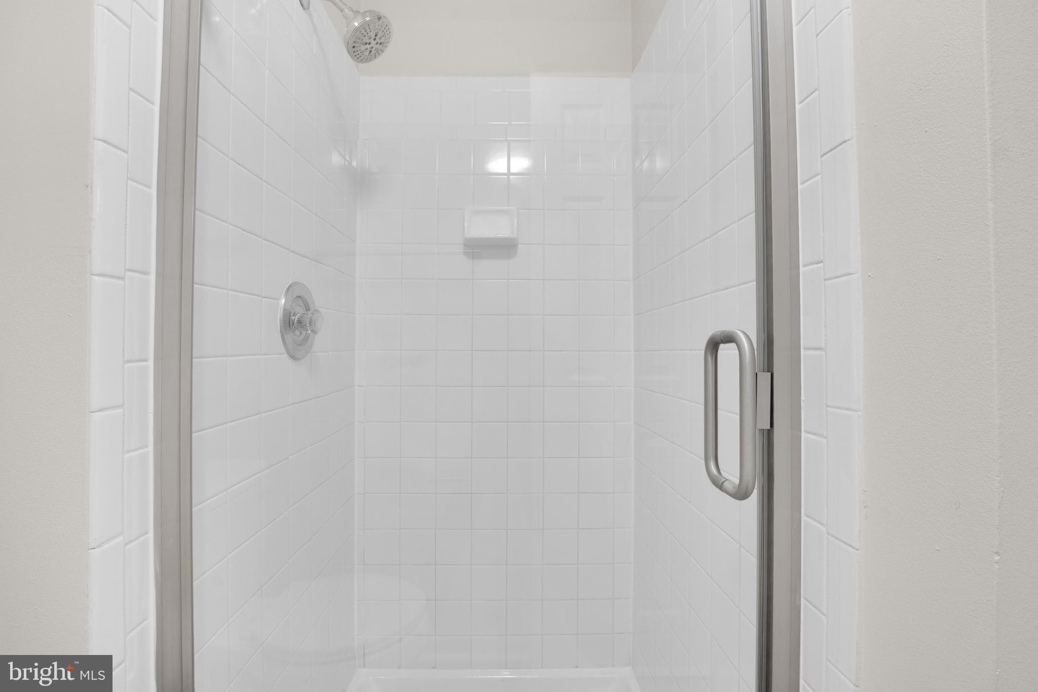 823 Sugarland Run Dr
