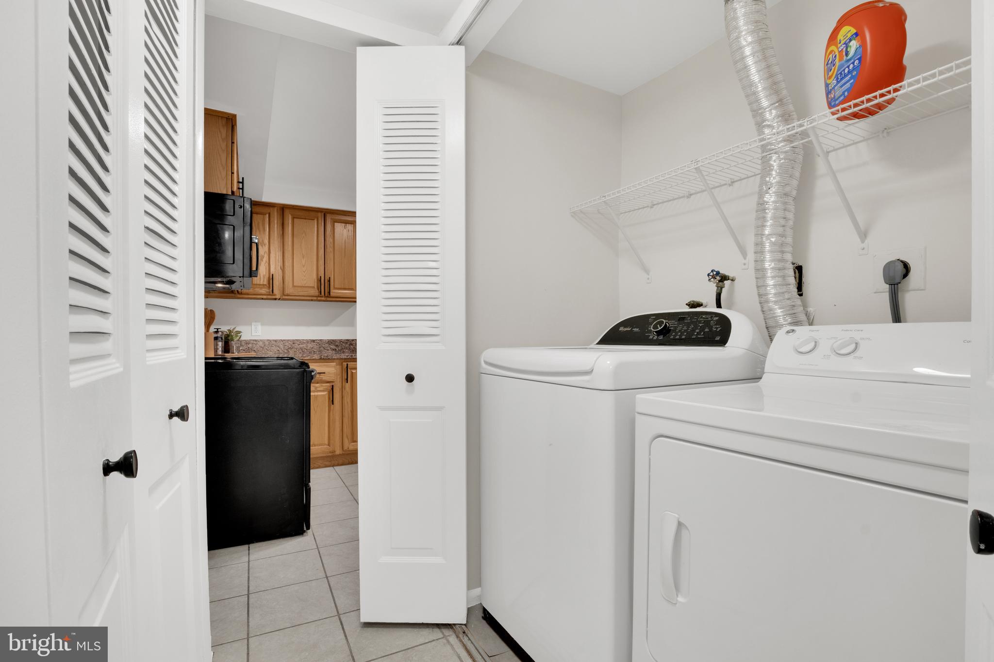 823 Sugarland Run Dr