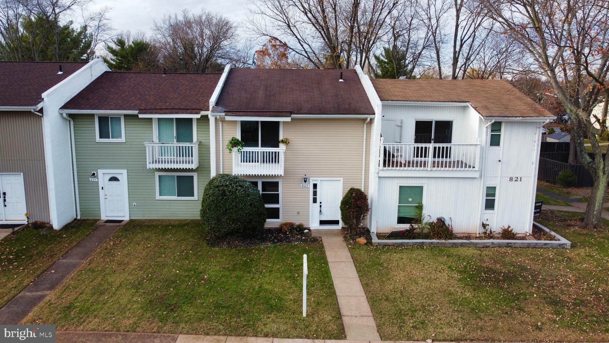 823 Sugarland Run Dr