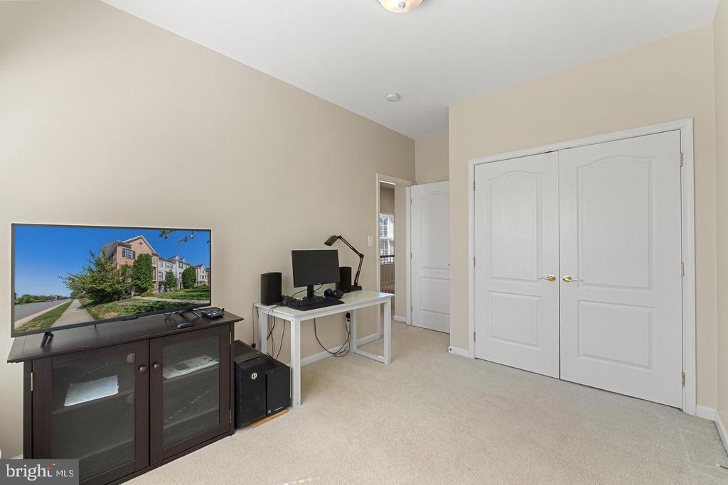 42407 BOWDITCH