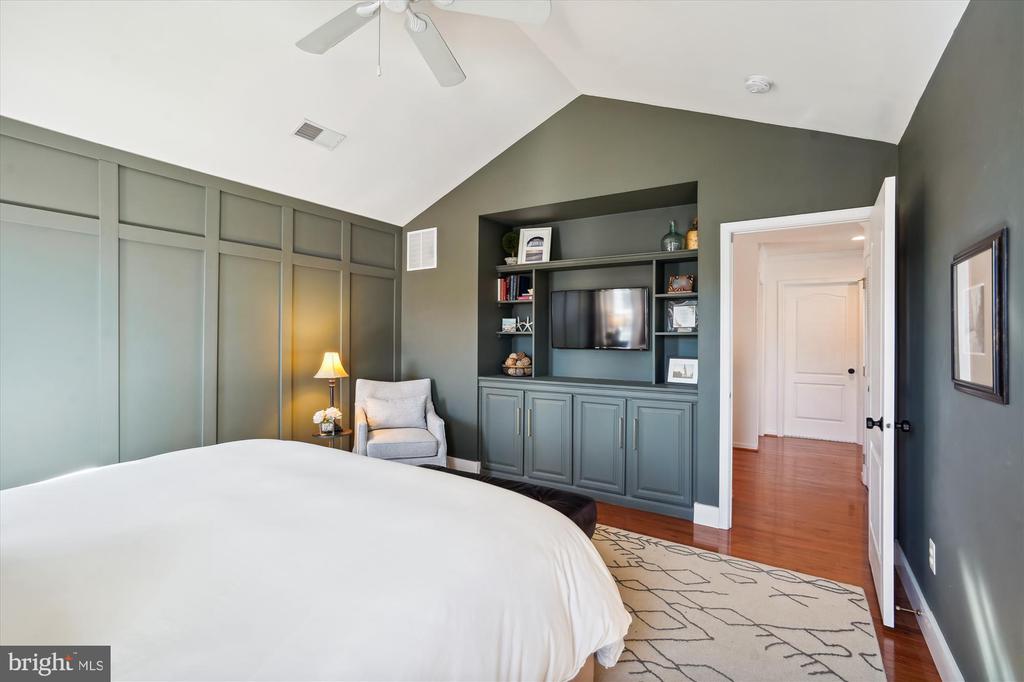 42599 Pelican Dr