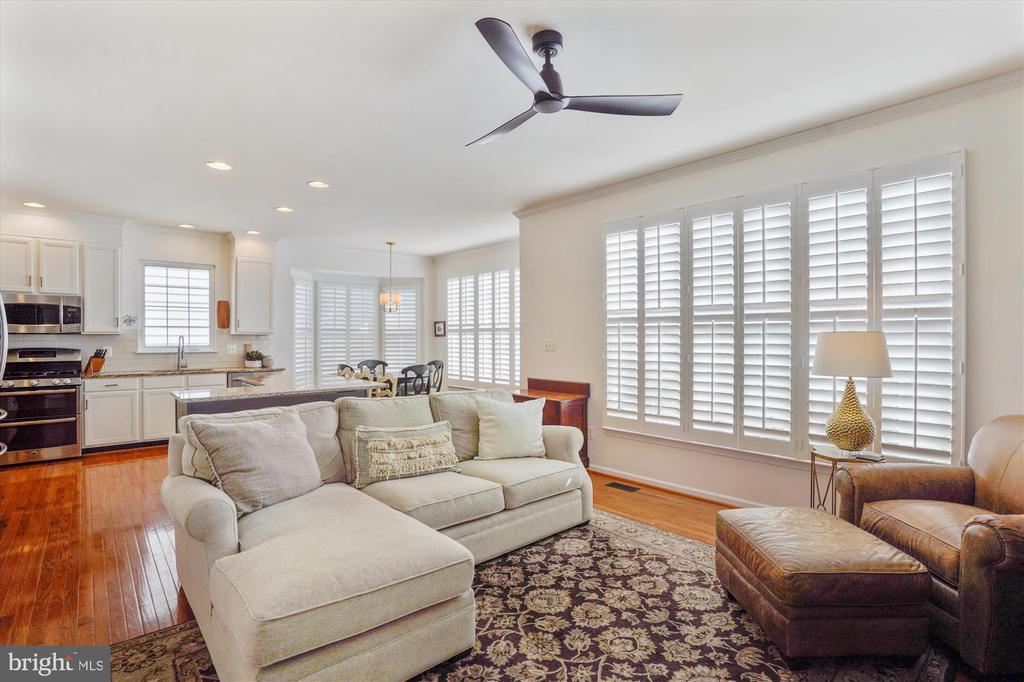 42599 Pelican Dr