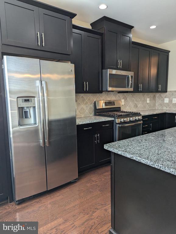 43005 ATOKA MANOR TER