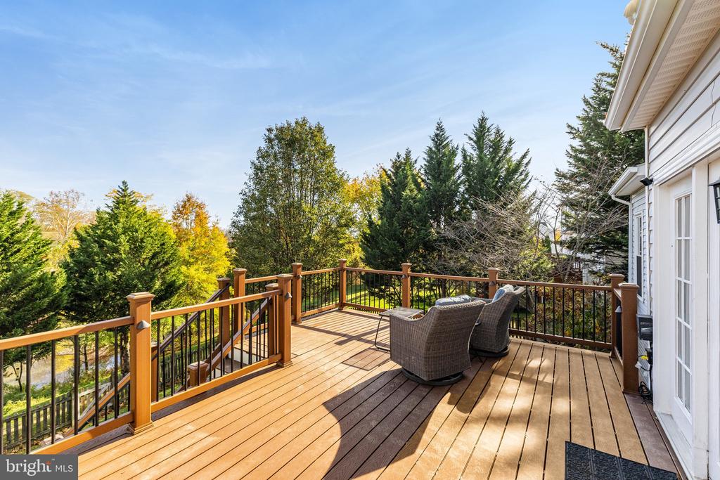 608 Wintergreen Dr