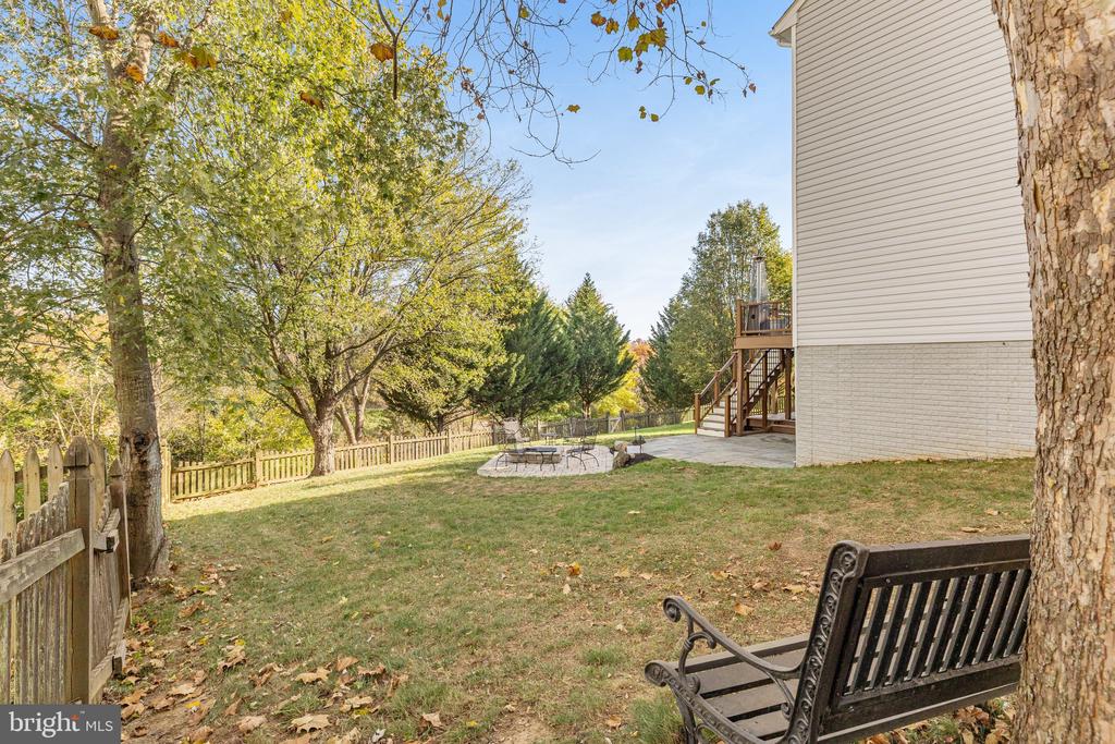 608 Wintergreen Dr