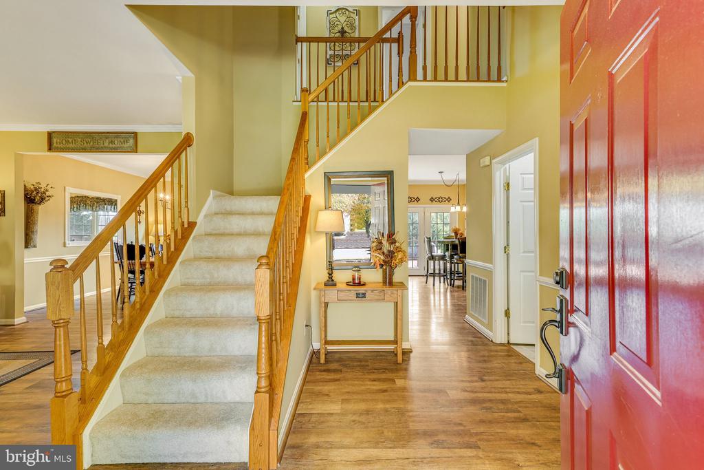 608 Wintergreen Dr