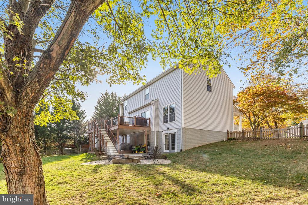608 Wintergreen Dr