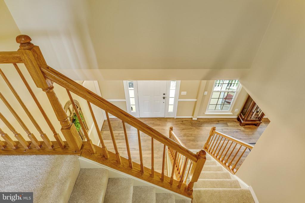 608 Wintergreen Dr