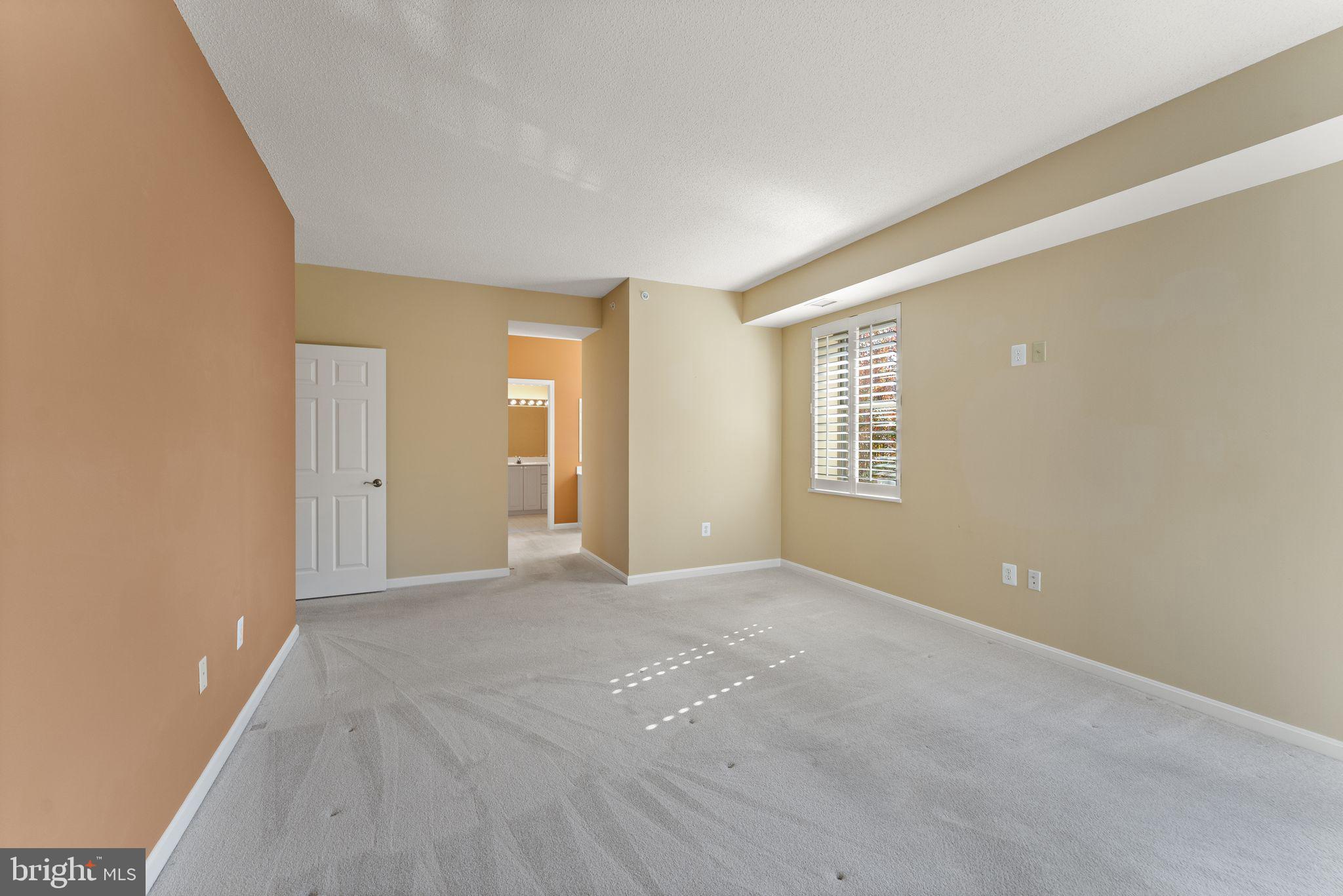 19360 Magnolia Grove Sq #114