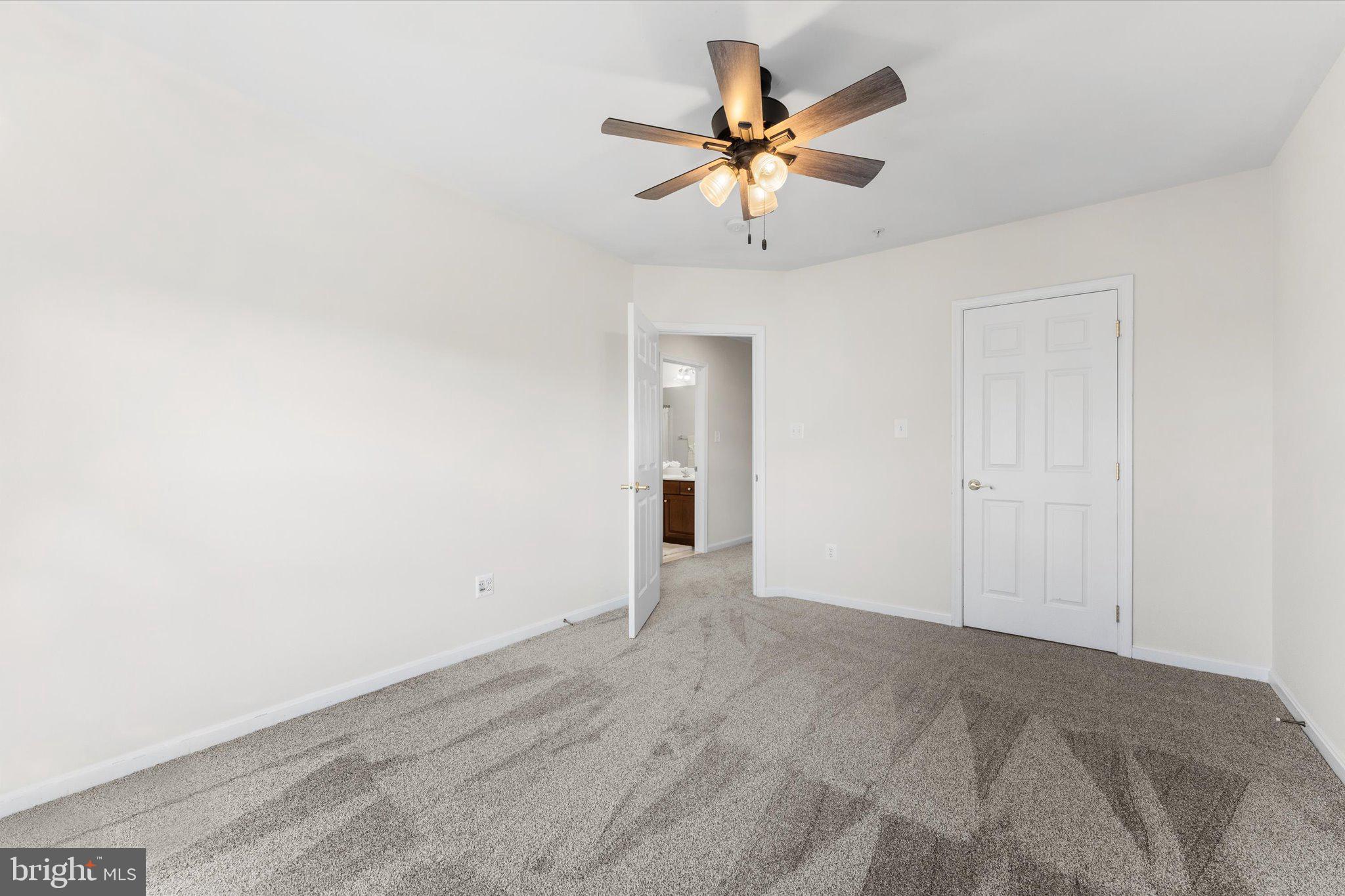 22637 Settlers Trail Ter