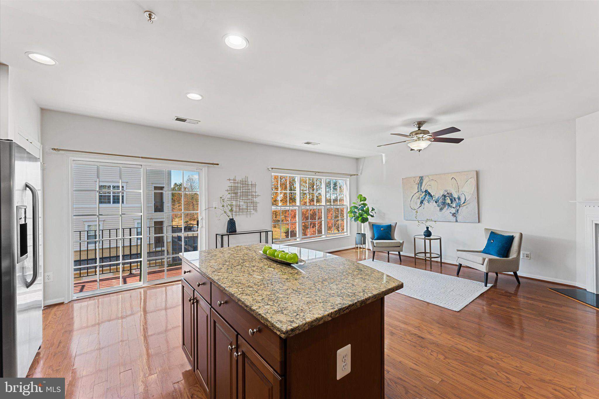 22637 Settlers Trail Ter