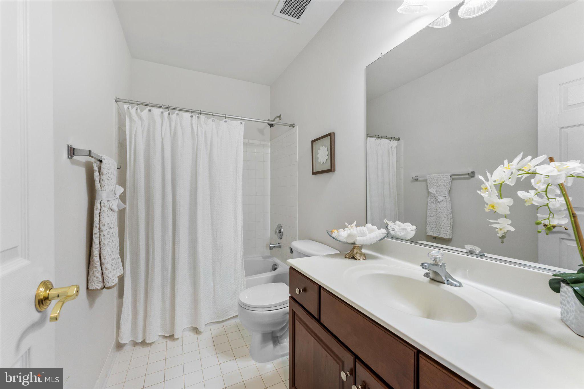 22637 Settlers Trail Ter
