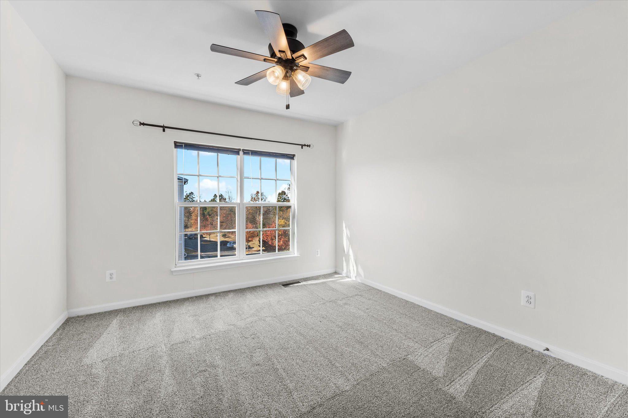 22637 Settlers Trail Ter