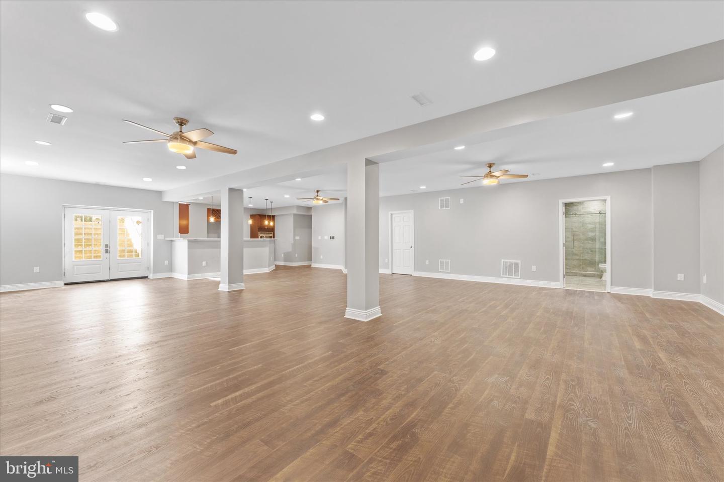 20069 Forest Farm Ln