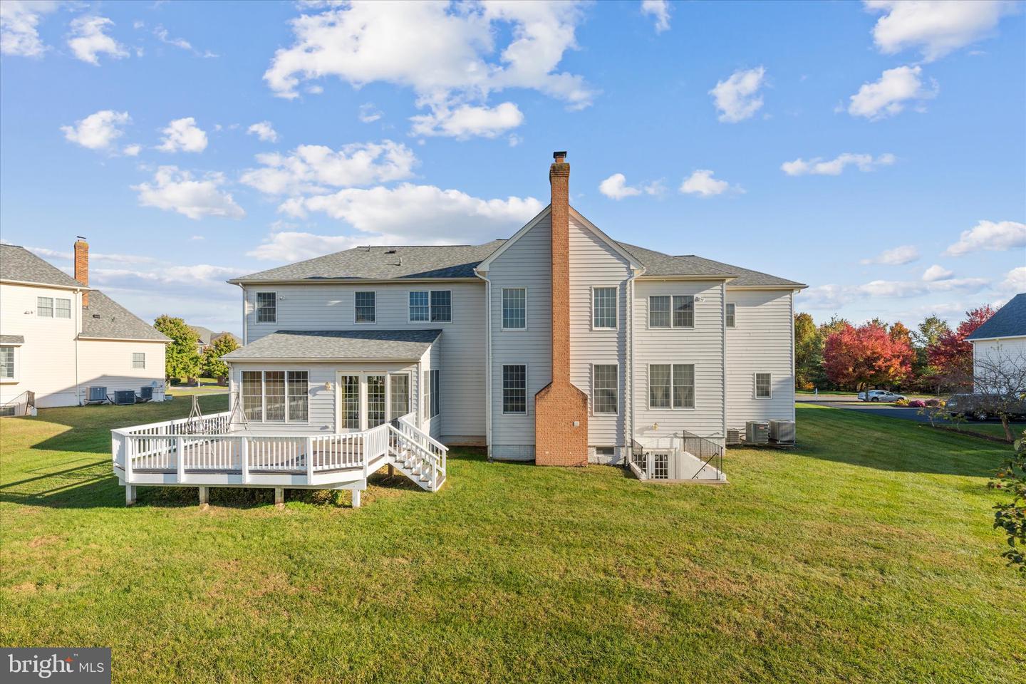 20069 Forest Farm Ln