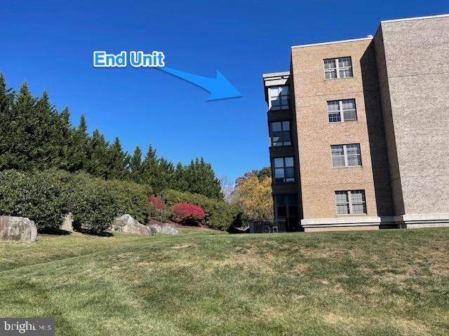 19350 Magnolia Grove Sq #403