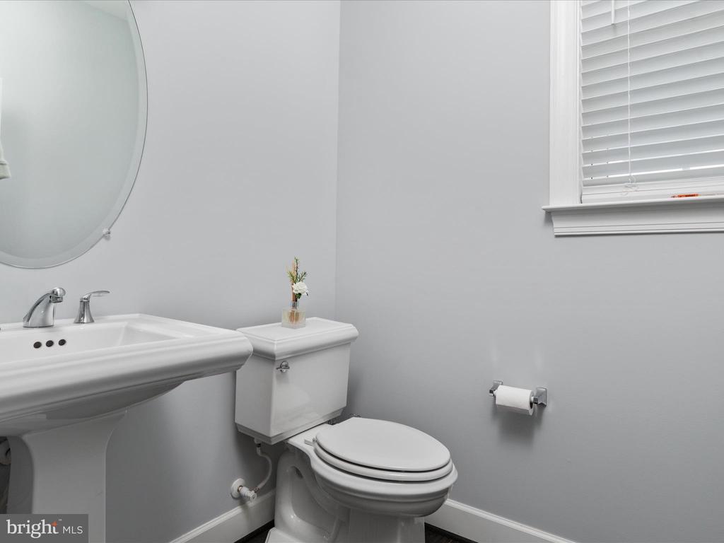 41680 Wakehurst Pl