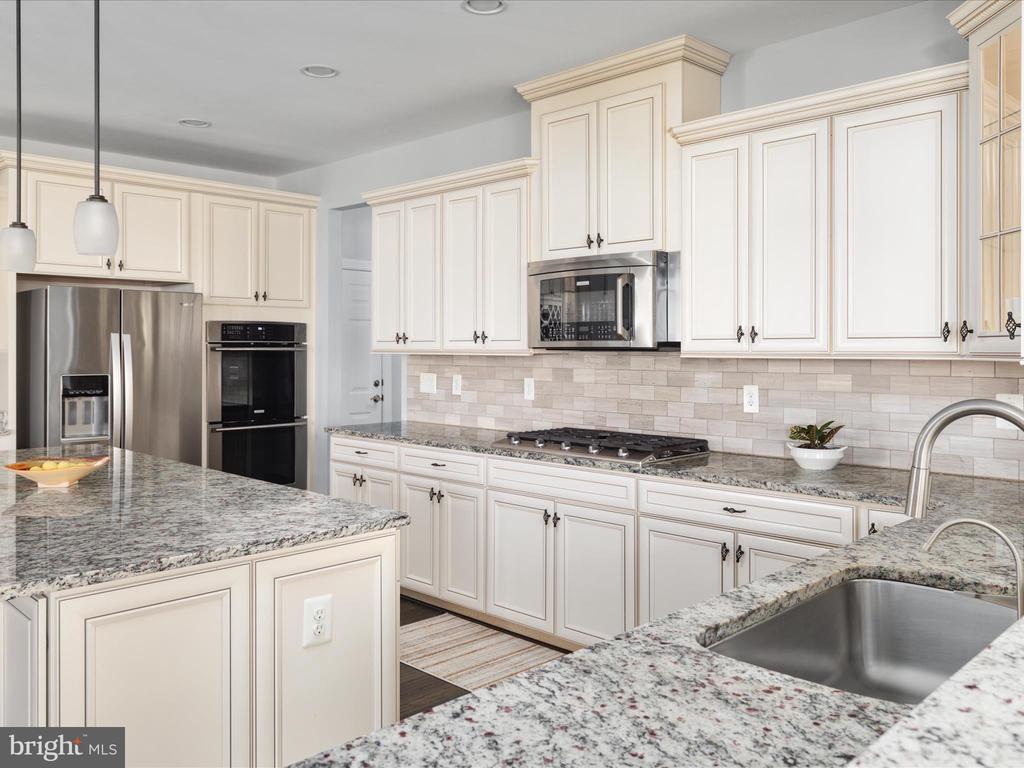 41680 Wakehurst Pl