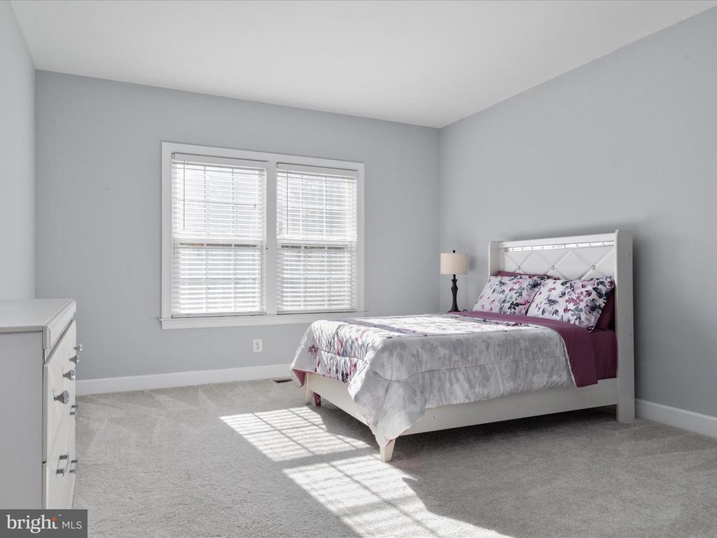 41680 Wakehurst Pl