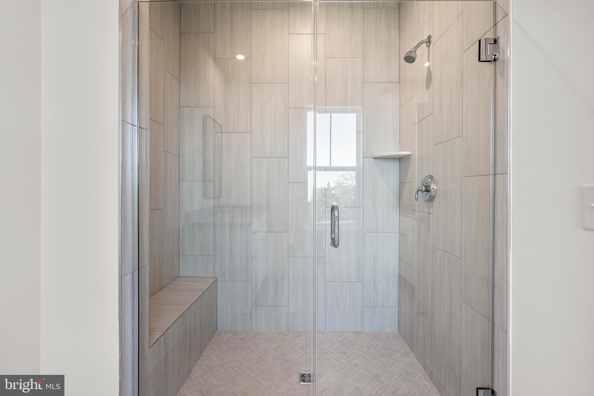 42621 Streamlet Sq