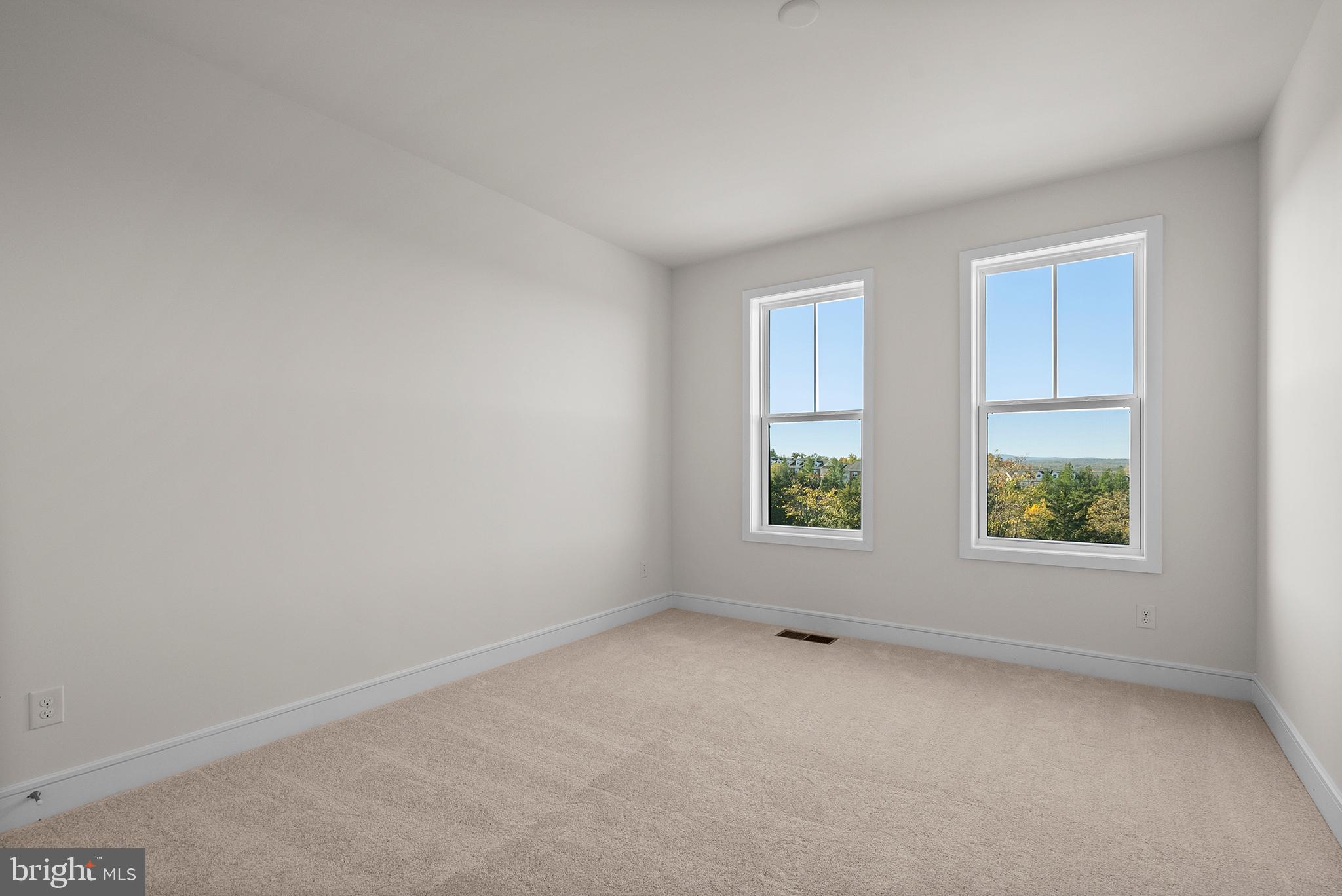 42621 Streamlet Sq