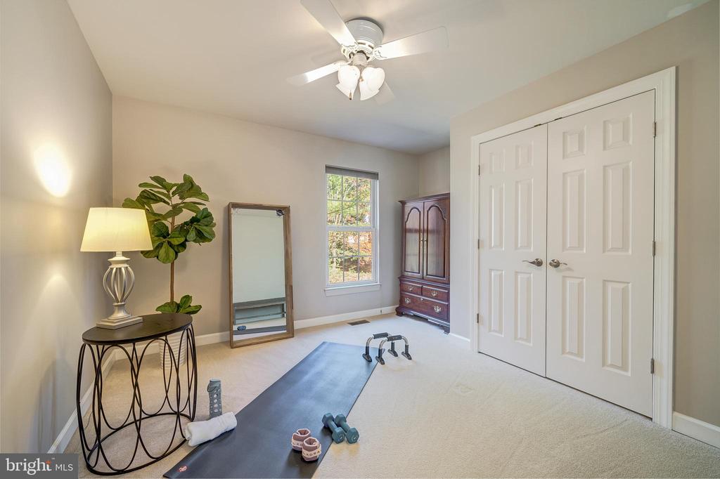 21016 Fowlers Mill Cir