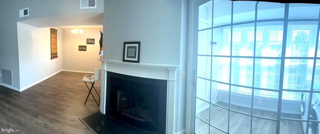 113 PROSPERITY AVE SE #E