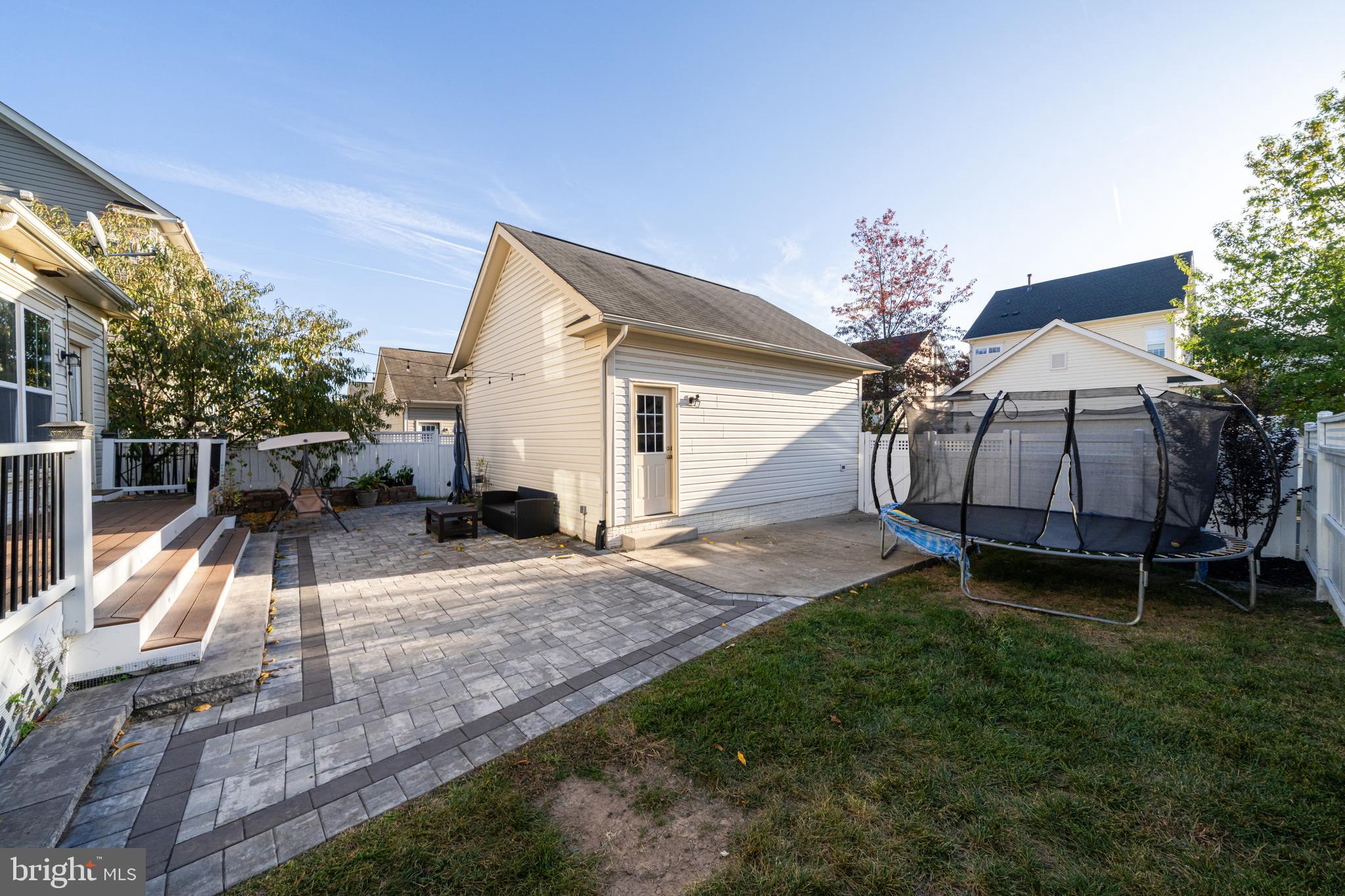23390 HIGBEE LN