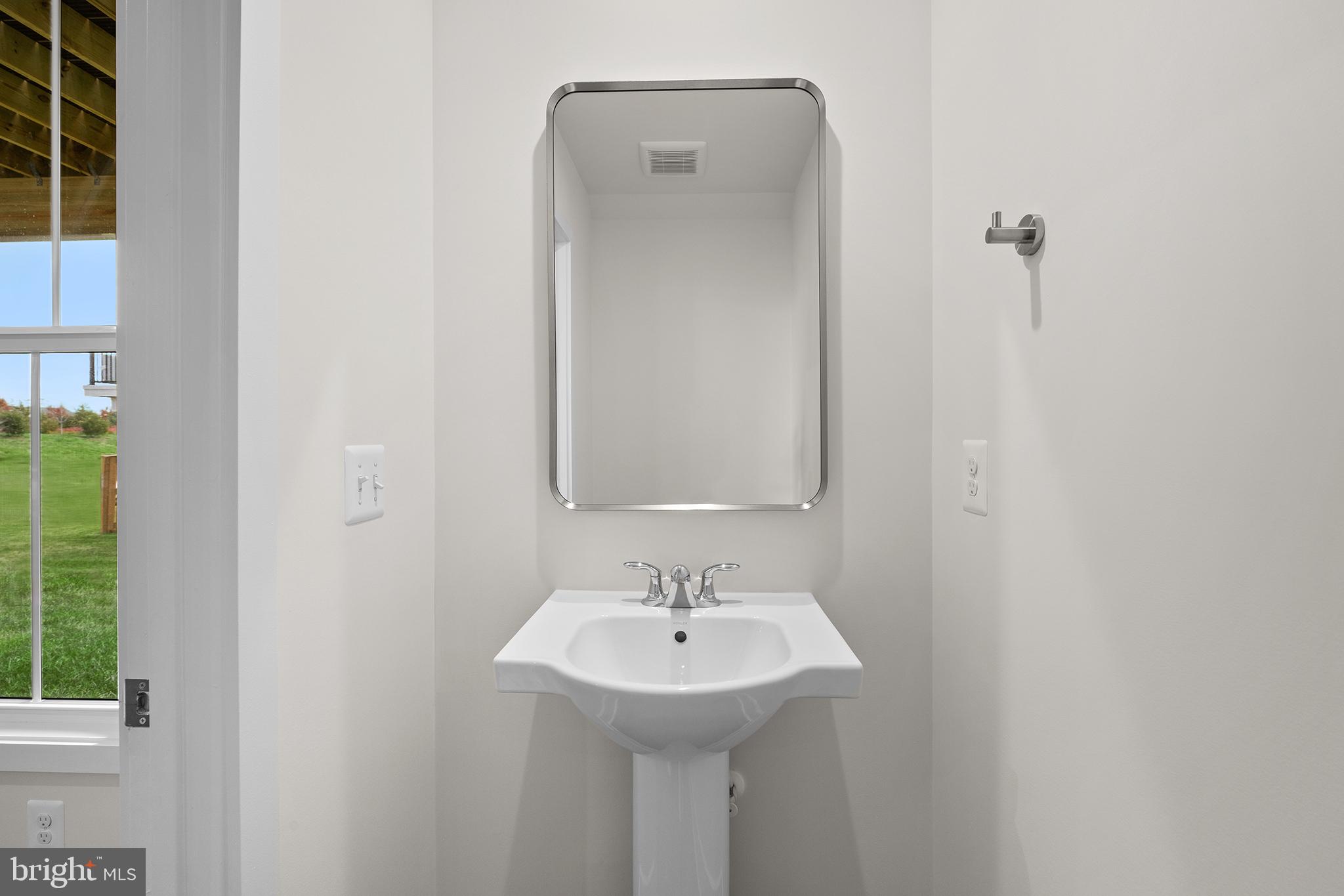 21728 Charing Cross Ter