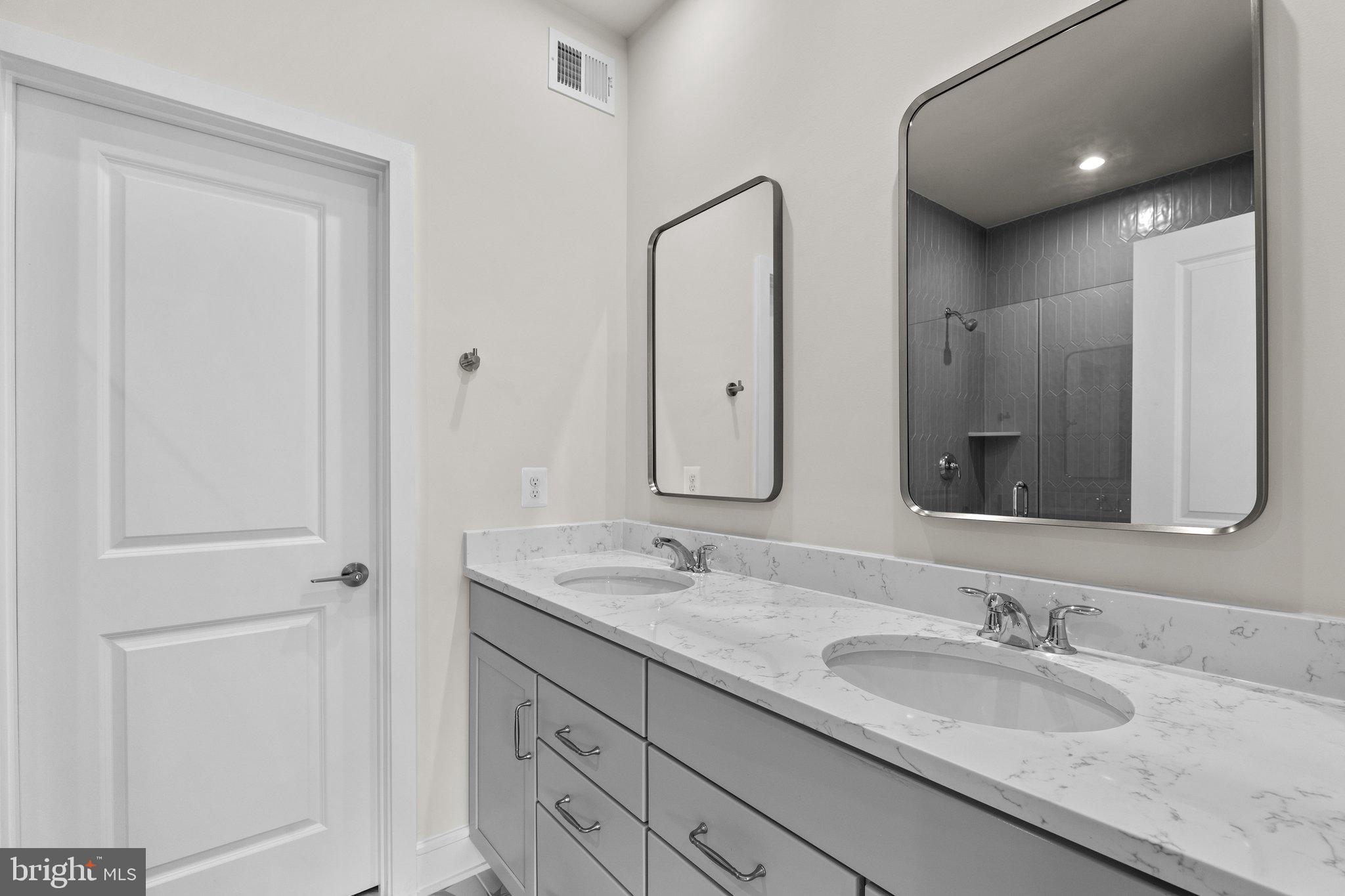 21728 Charing Cross Ter