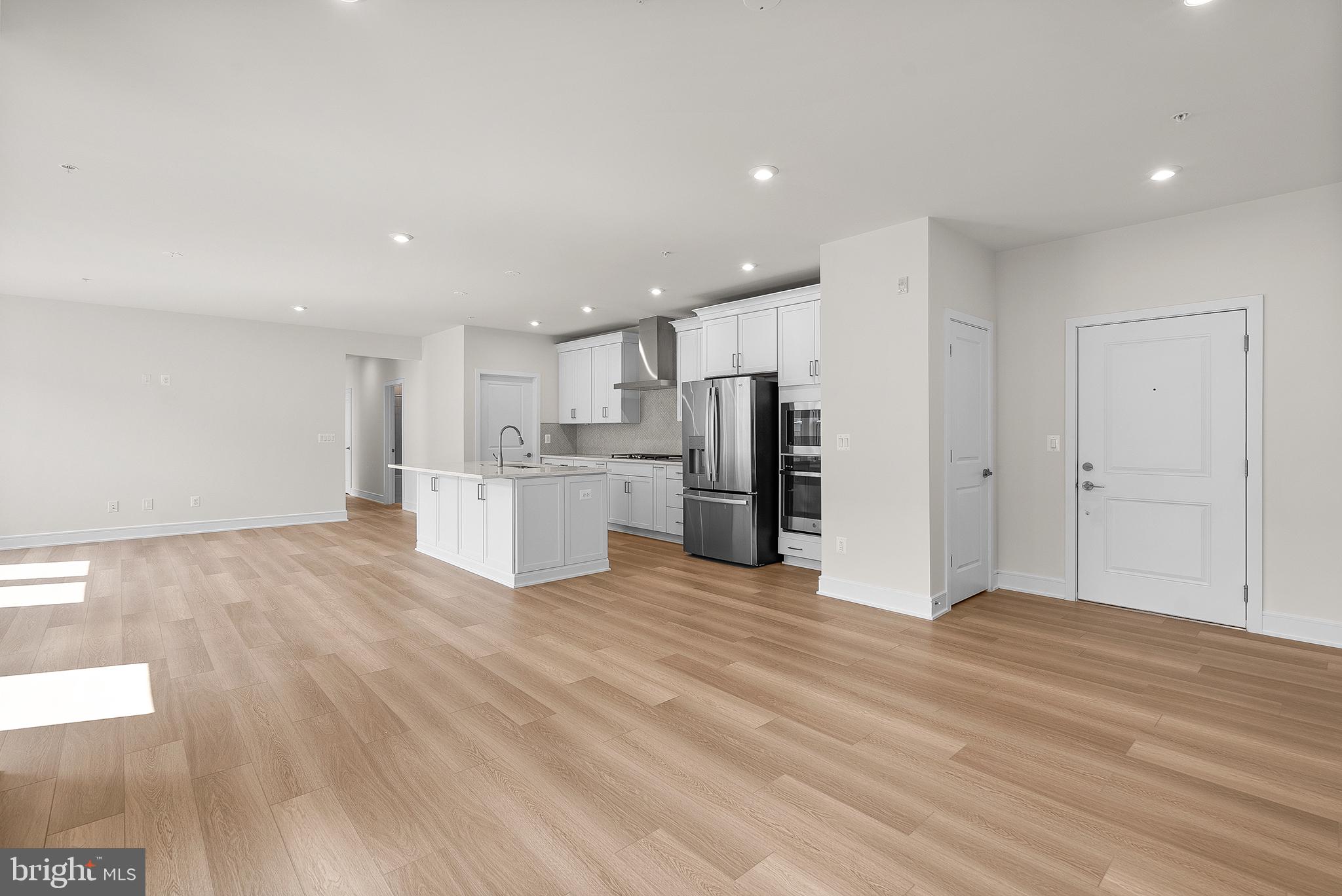 23679 Bolton Crescent #12-303