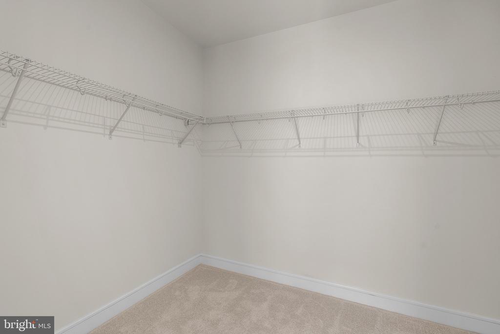 23679 Bolton Crescent #12-303