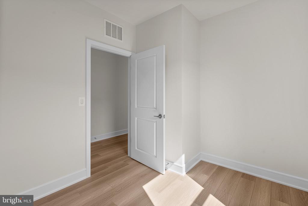 23679 Bolton Crescent #12-303