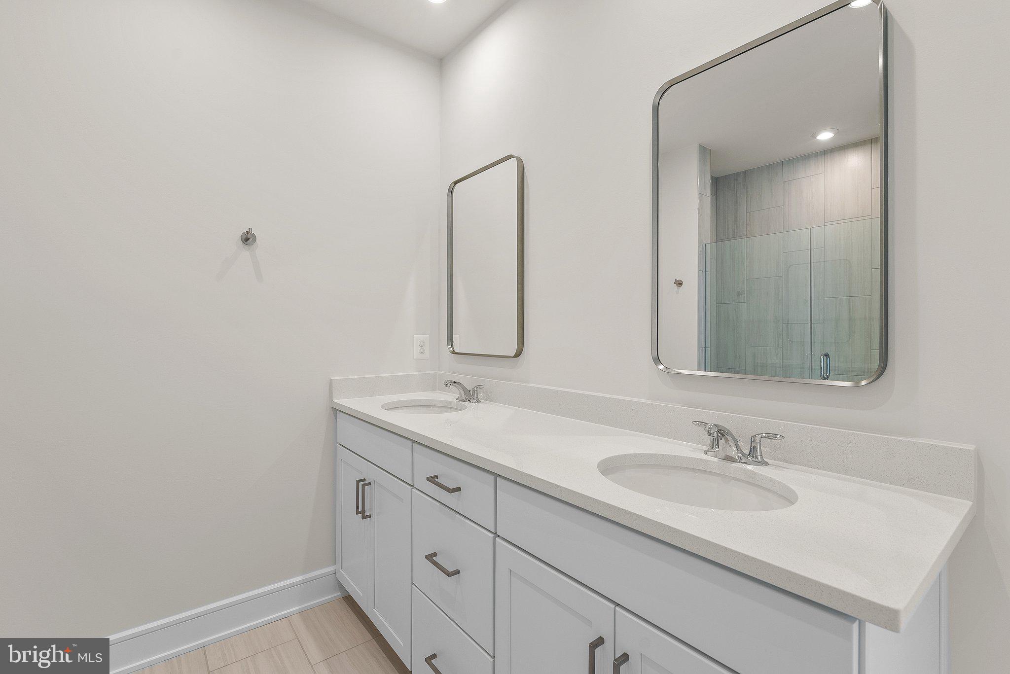 23679 Bolton Crescent #12-303