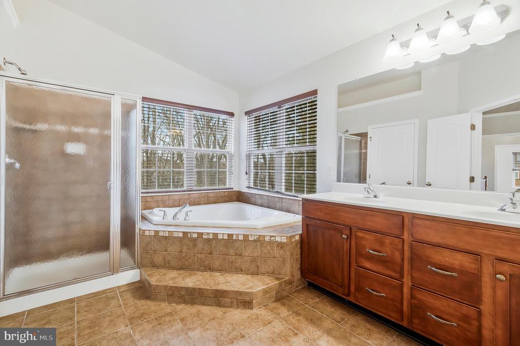 20093 Northville Hills Ter