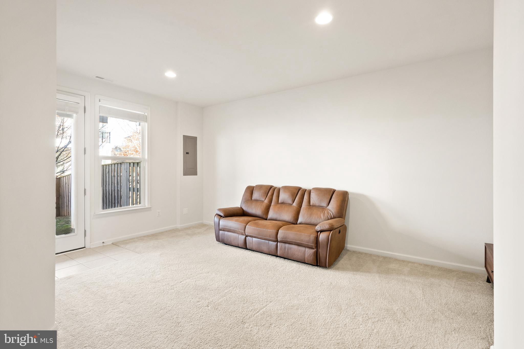 42274 Riggins Ridge Ter
